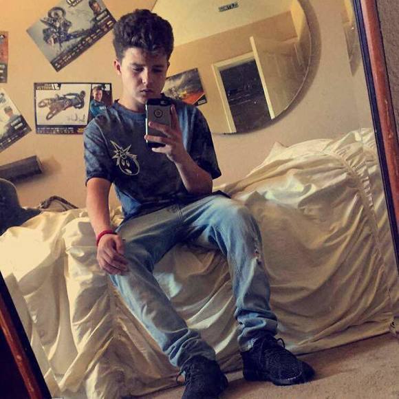 Meet your Posher, Daniel - Picture 1 of 1